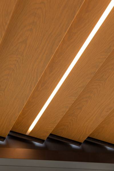 Wood-look Louvers